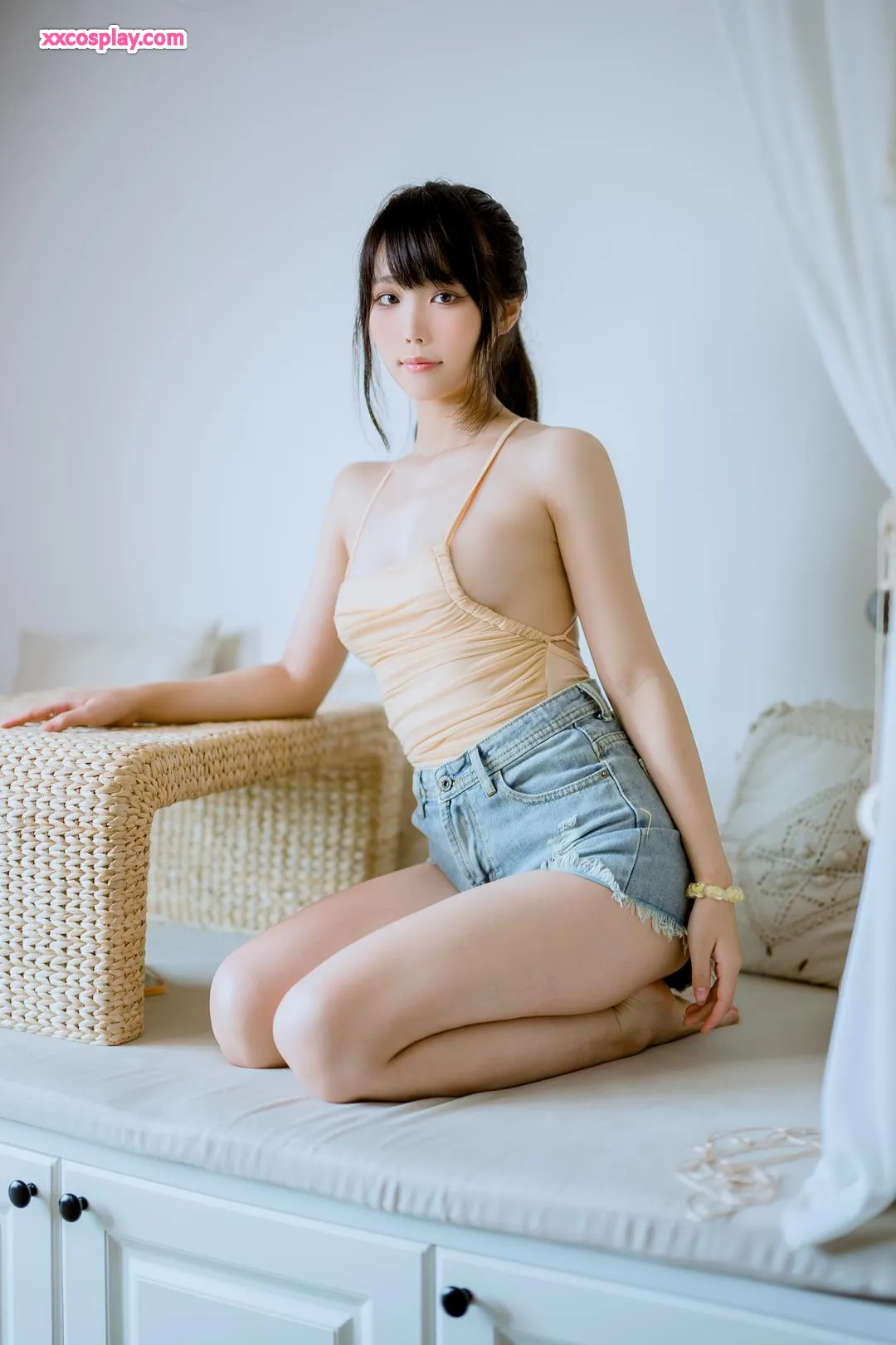 Wang Zhizi: Observing Lemon